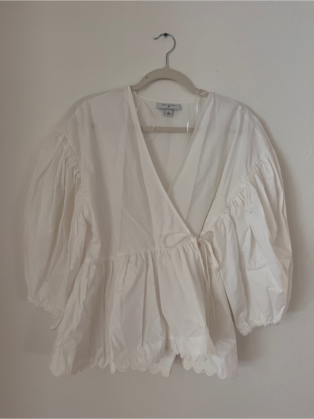 Kika Vargas White Wrap Peplum Blouse with Puff Sleeves - Picture 1 of 3